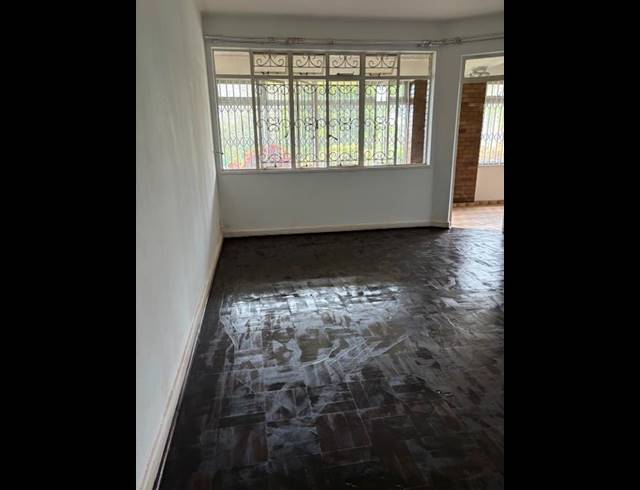 3 BEDROOM APARTMENT FOR SALE IN MUSGRAVE